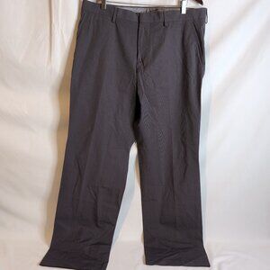 Club Monaco Men's Gray Vertical Striped Dress Pants Style 2100452, Size 36